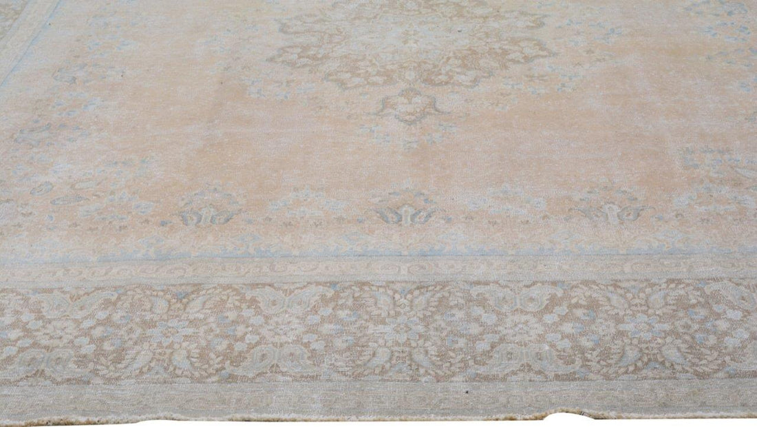 Turkish Rug – 9 ft 4” x 12 ft 3” - Trouvaille Imports