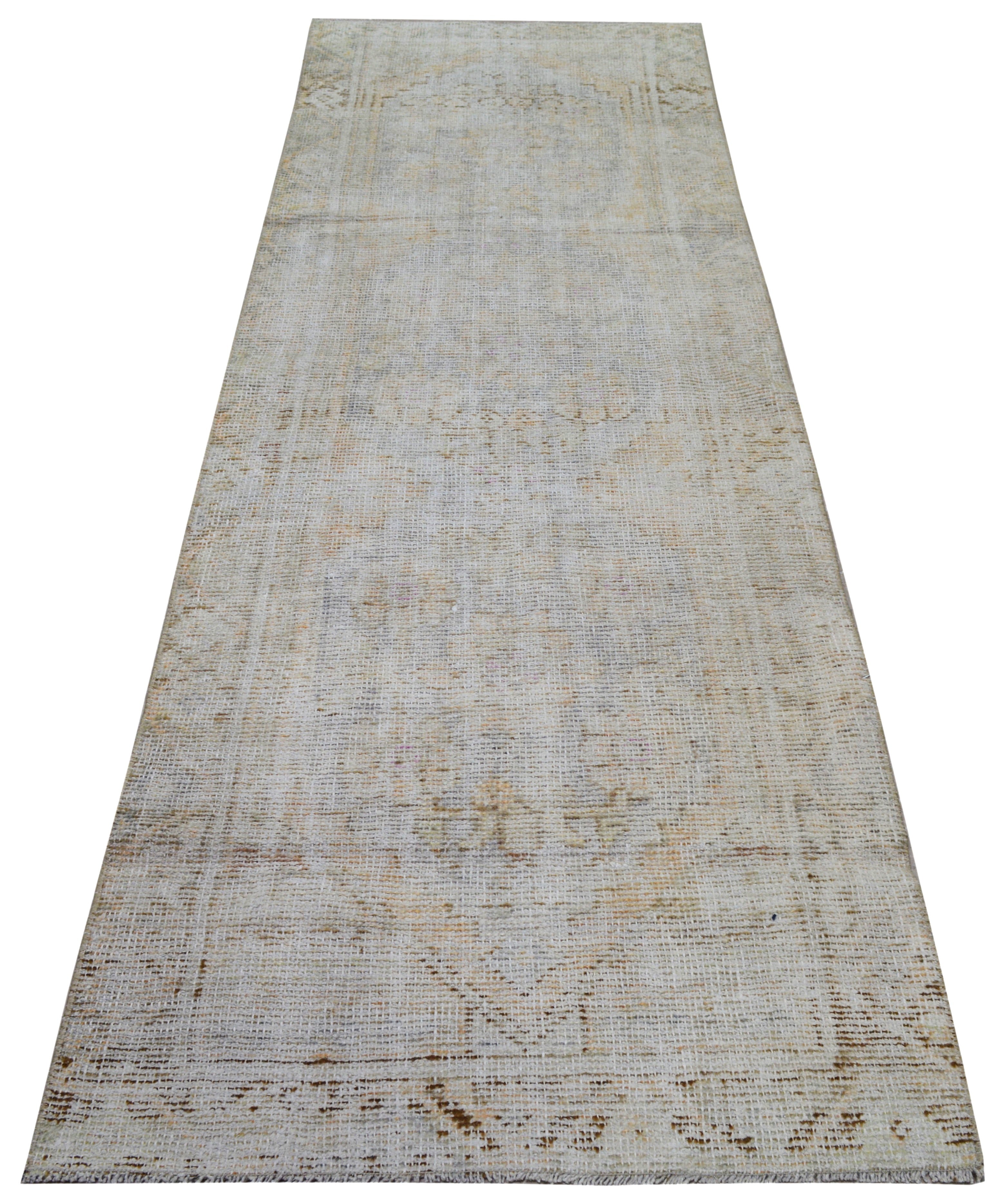 Turkish Rug – 2 ft 6” x 8 ft - Trouvaille Imports