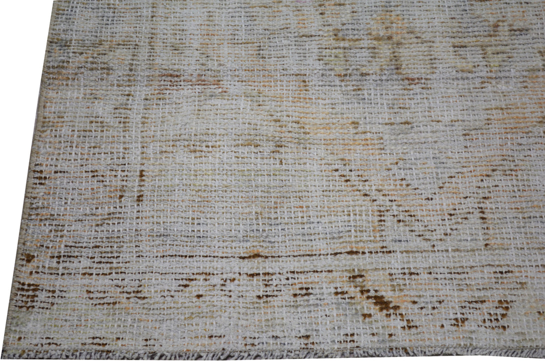 Turkish Rug – 2 ft 6” x 8 ft - Trouvaille Imports