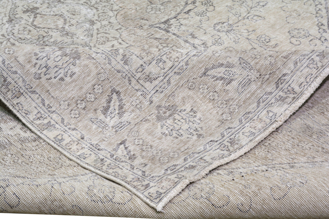 Turkish Rug – 8 ft x 11 ft - Trouvaille Imports