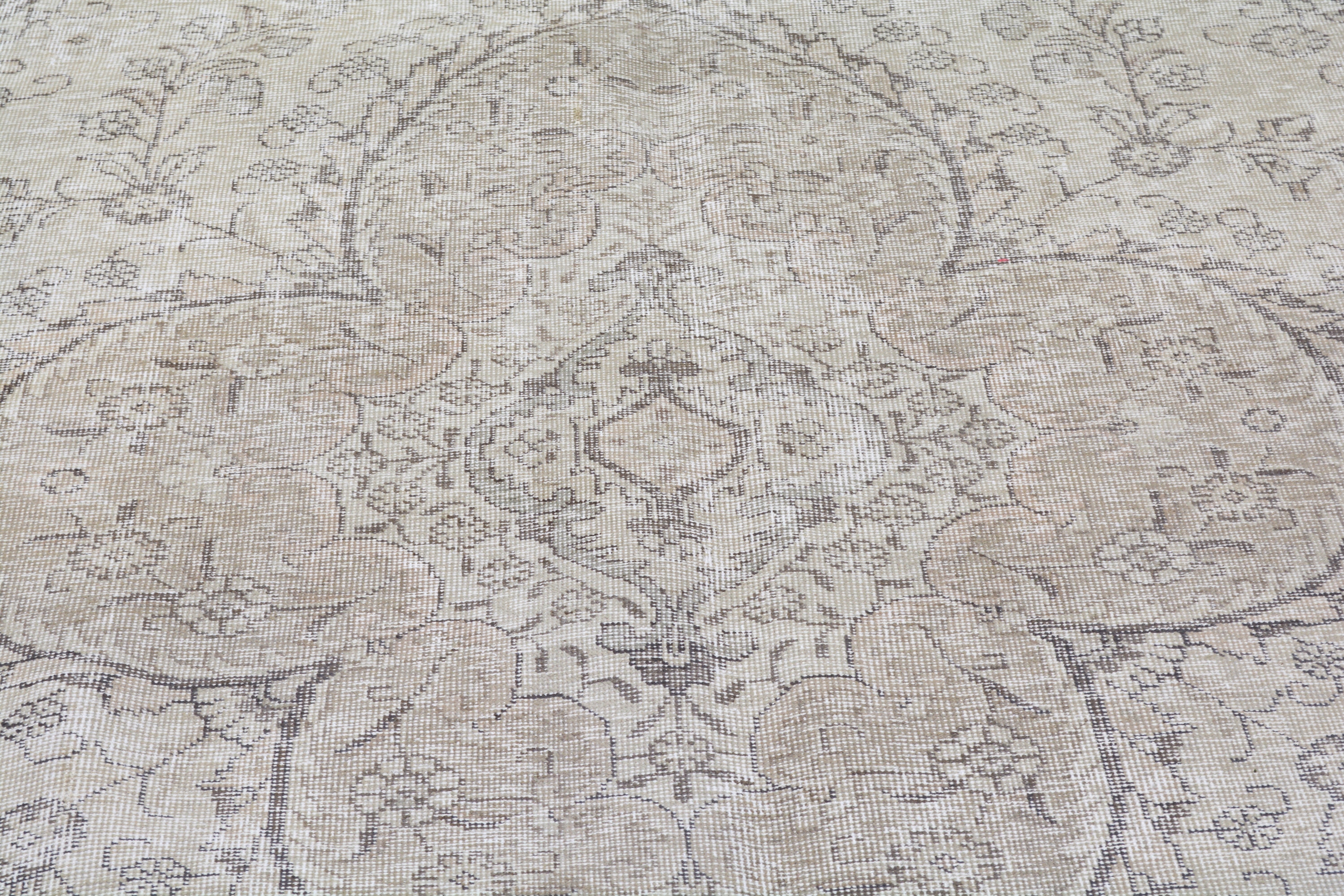 Turkish Rug – 8 ft x 11 ft - Trouvaille Imports