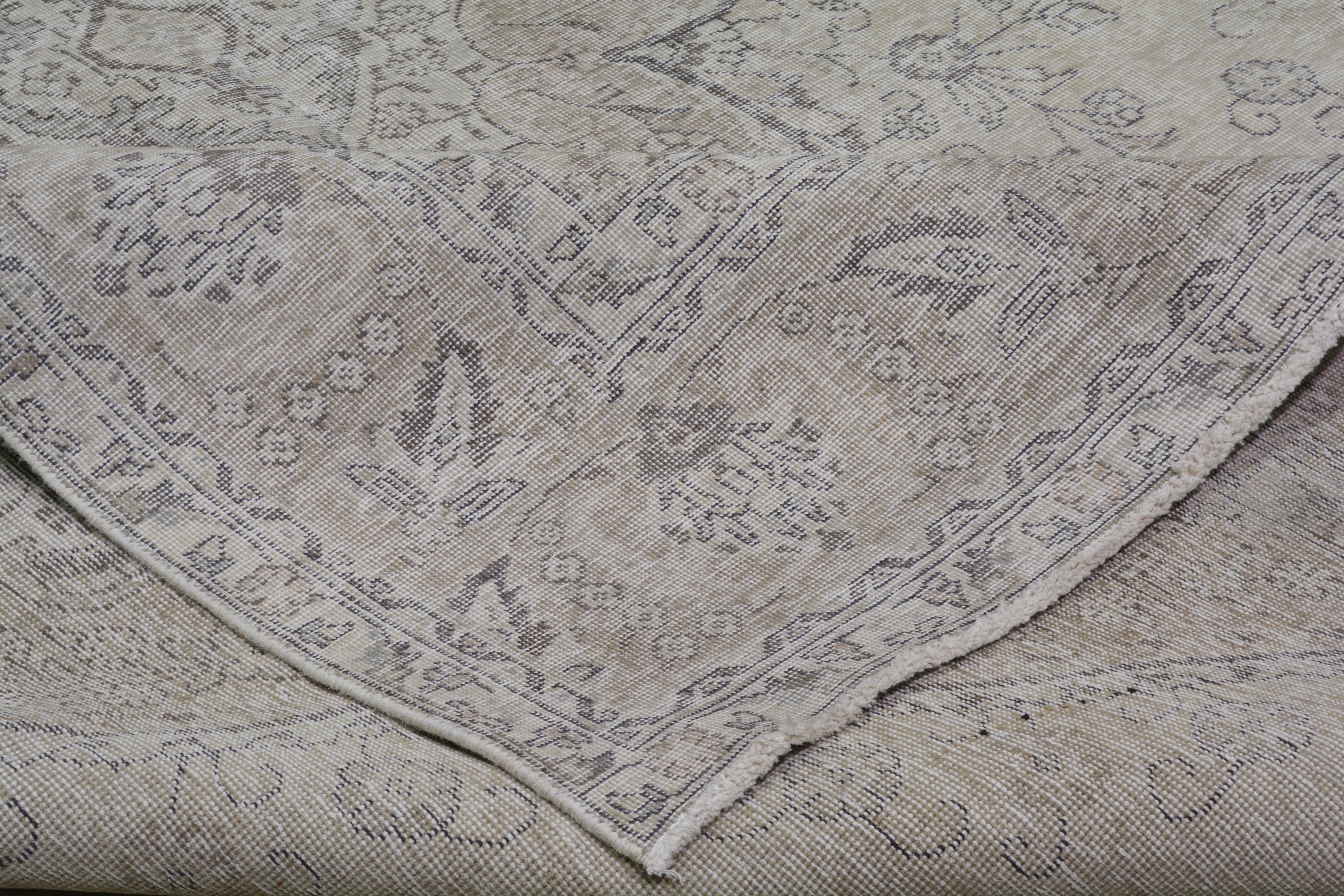 Turkish Rug – 8 ft x 11 ft - Trouvaille Imports