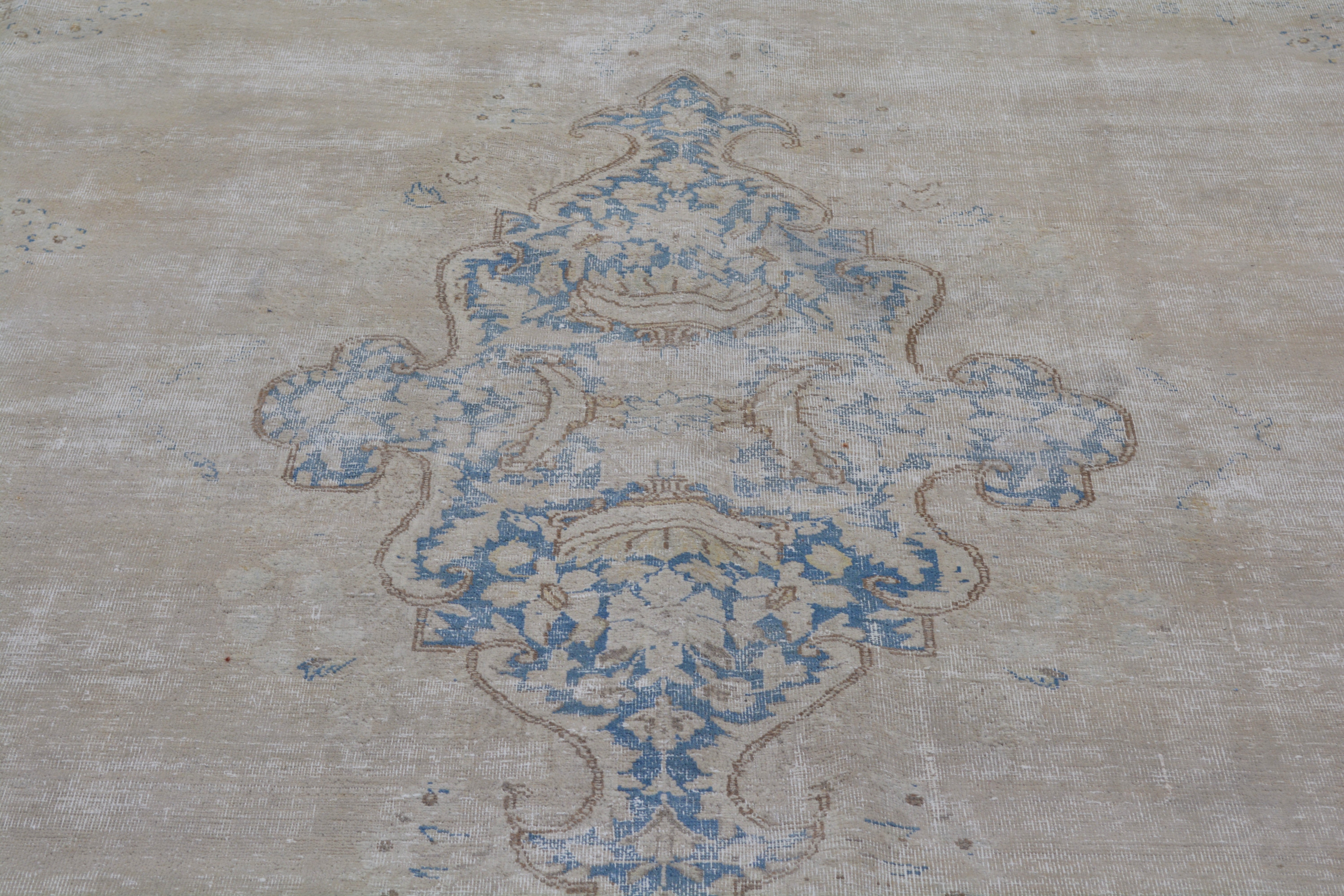 Turkish Rug – 8 ft 8” x 12 ft 5” - Trouvaille Imports