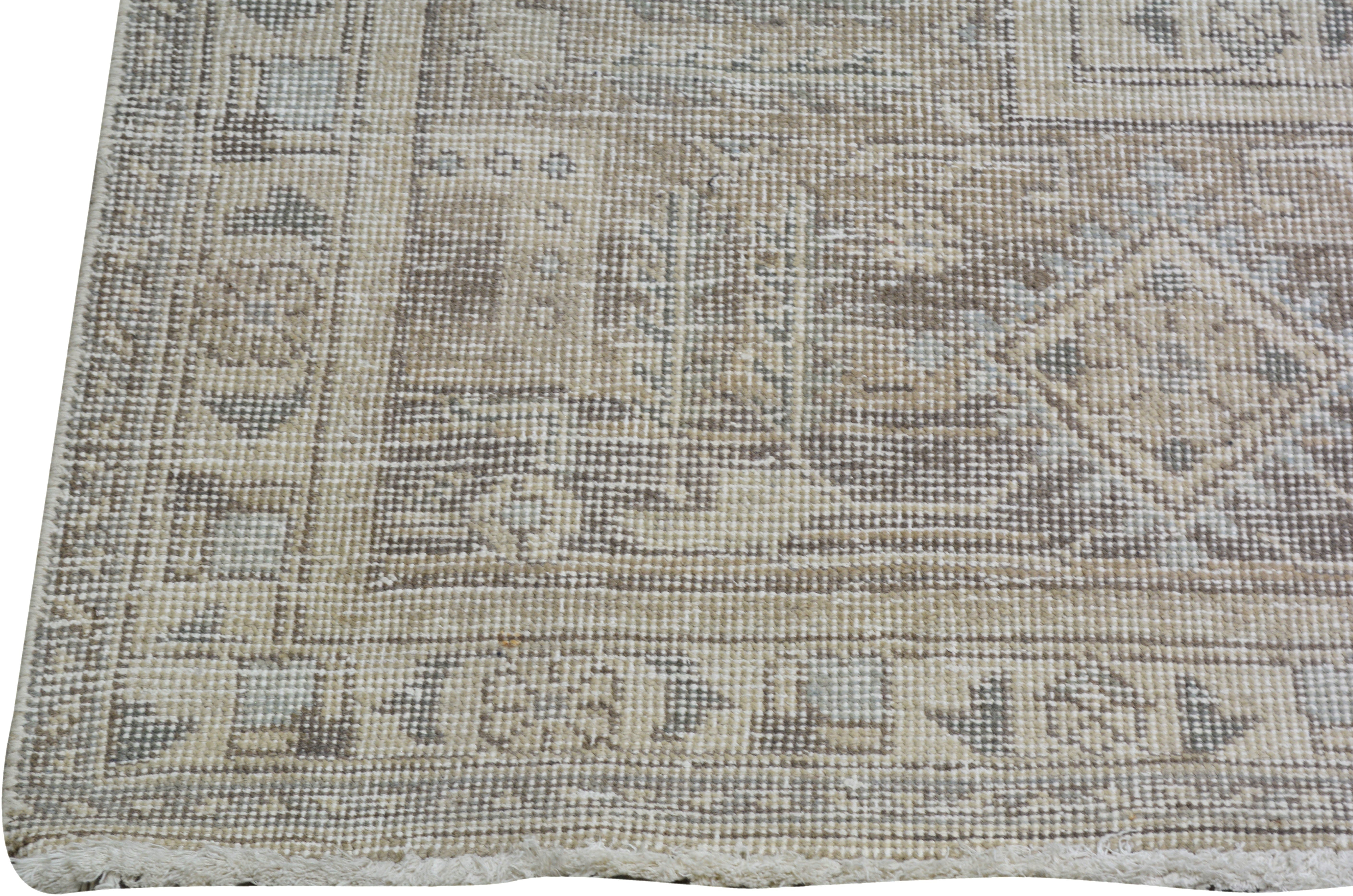 Turkish Rug – 9 ft 4” x 12 ft 4” - Trouvaille Imports