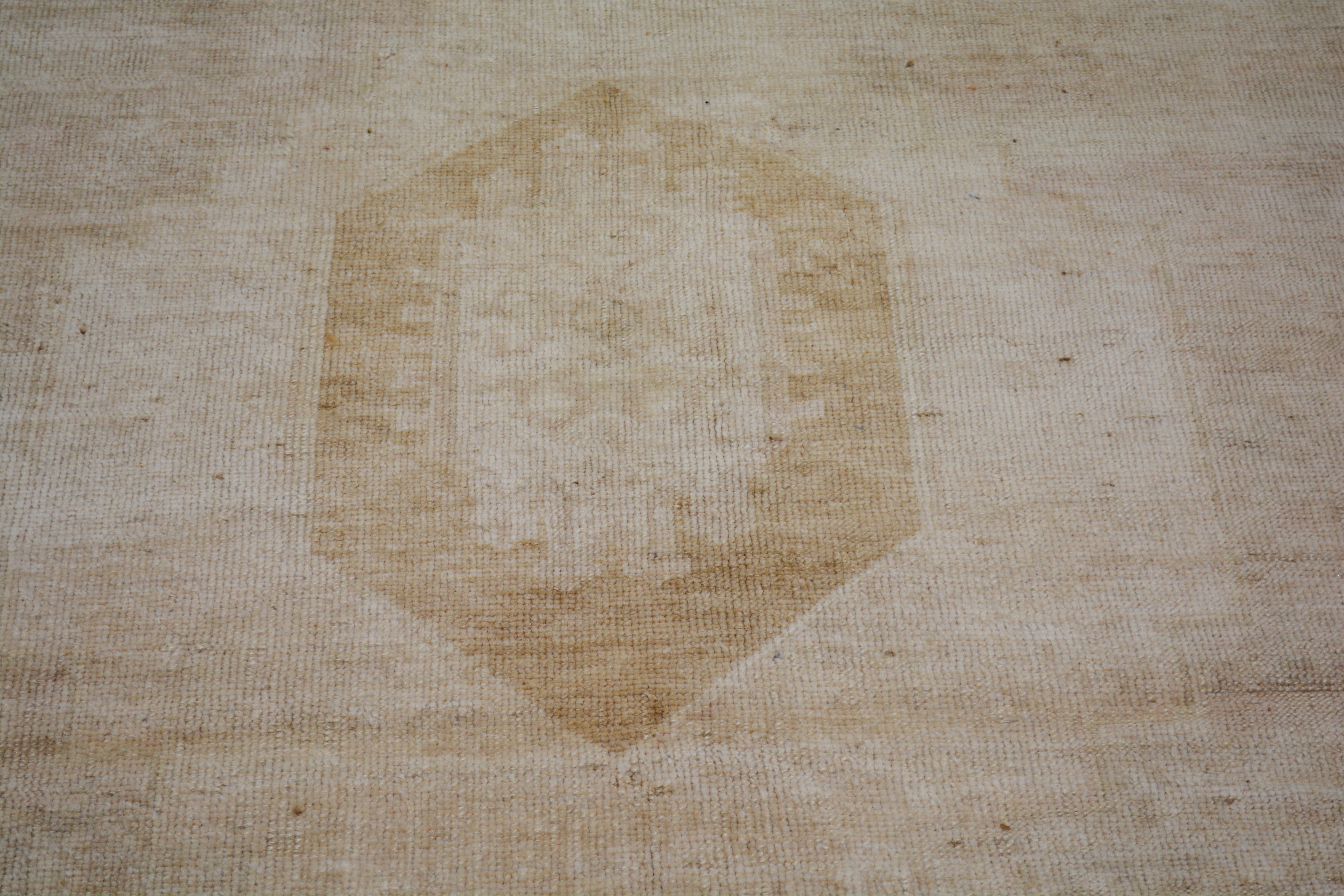 Turkish Rug – 4 ft x 8 ft - Trouvaille Imports