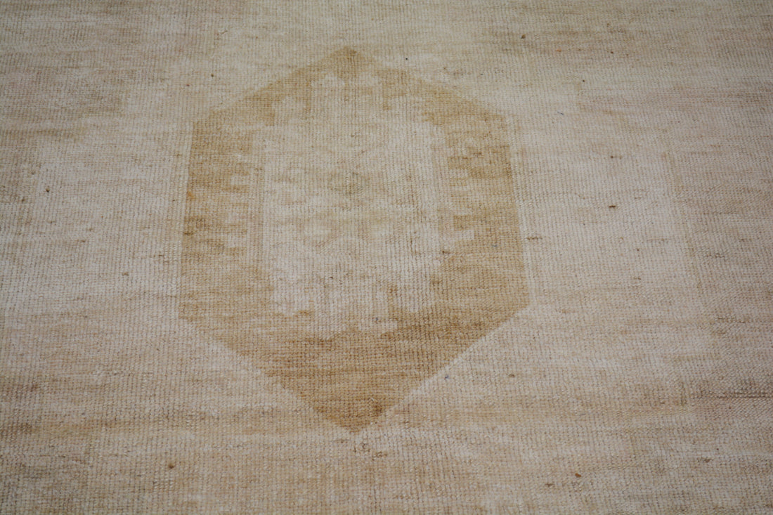 Turkish Rug – 4 ft x 8 ft - Trouvaille Imports