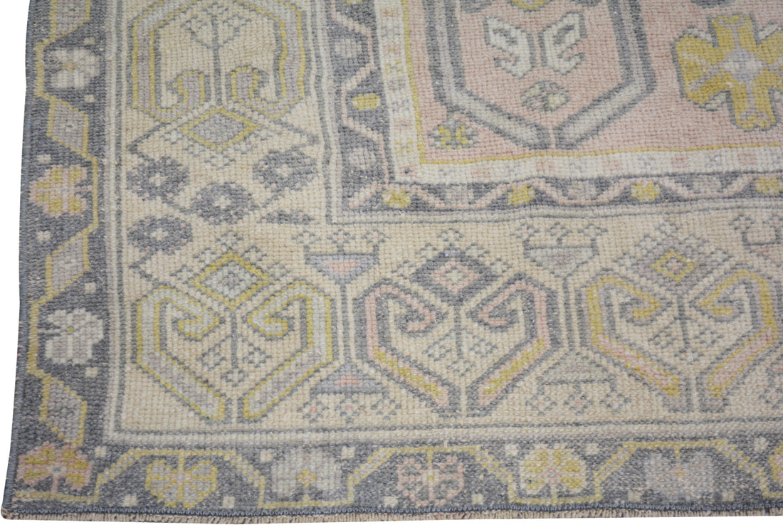 Turkish Rug – 4 ft 8” x 8 ft 8” - Trouvaille Imports