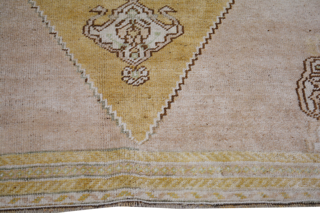 Turkish Rug – 4 ft x 6 ft 9” - Trouvaille Imports