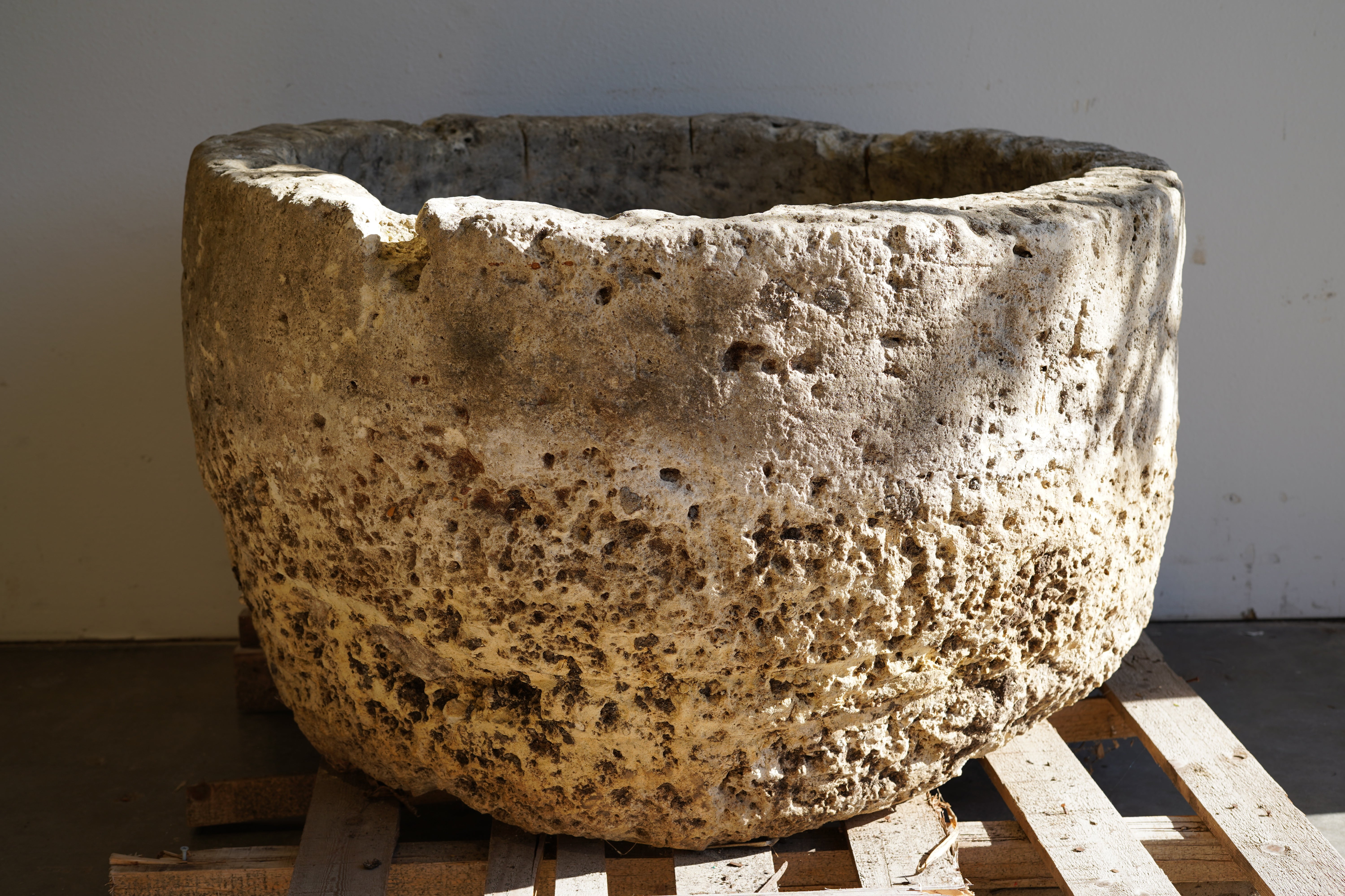 Extra Large Antique Limestone Planter - Round. Natural Lighting.