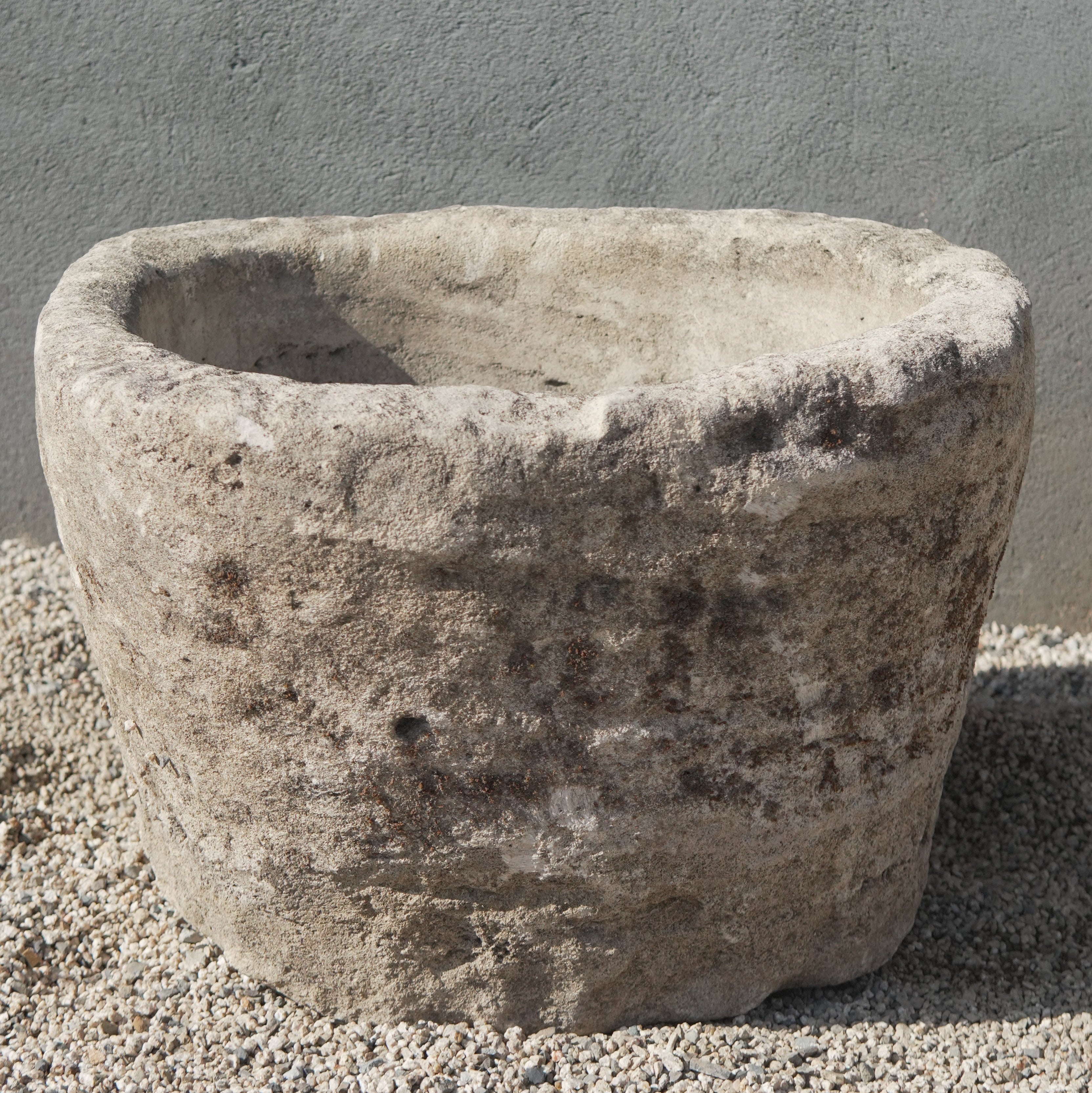 Vintage Limestone Round Trough - 27 Length x 24 Width x 16 Height - Trouvaille Imports