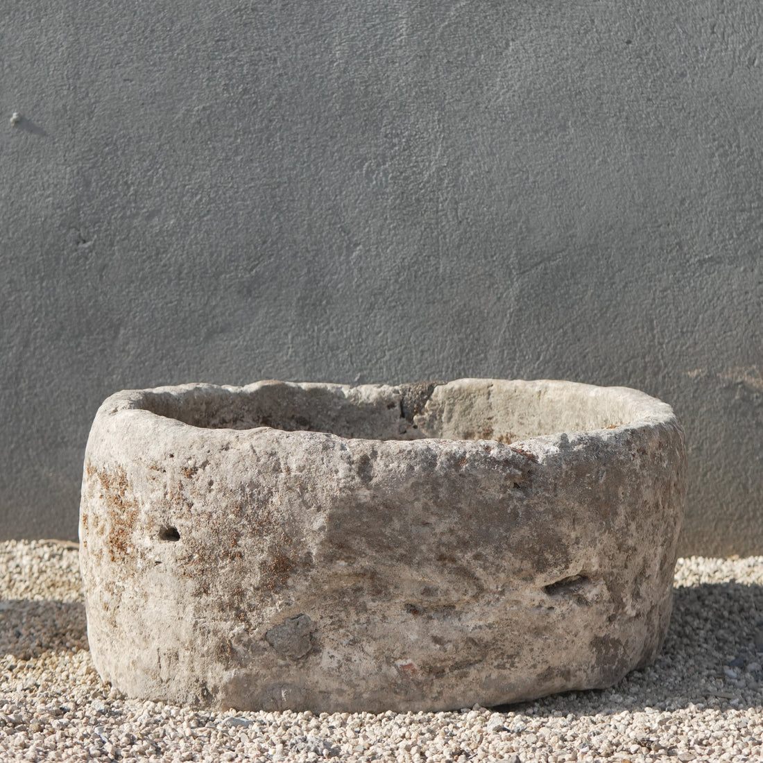 Vintage Limestone Round Trough (24 × 24 × 11 in)