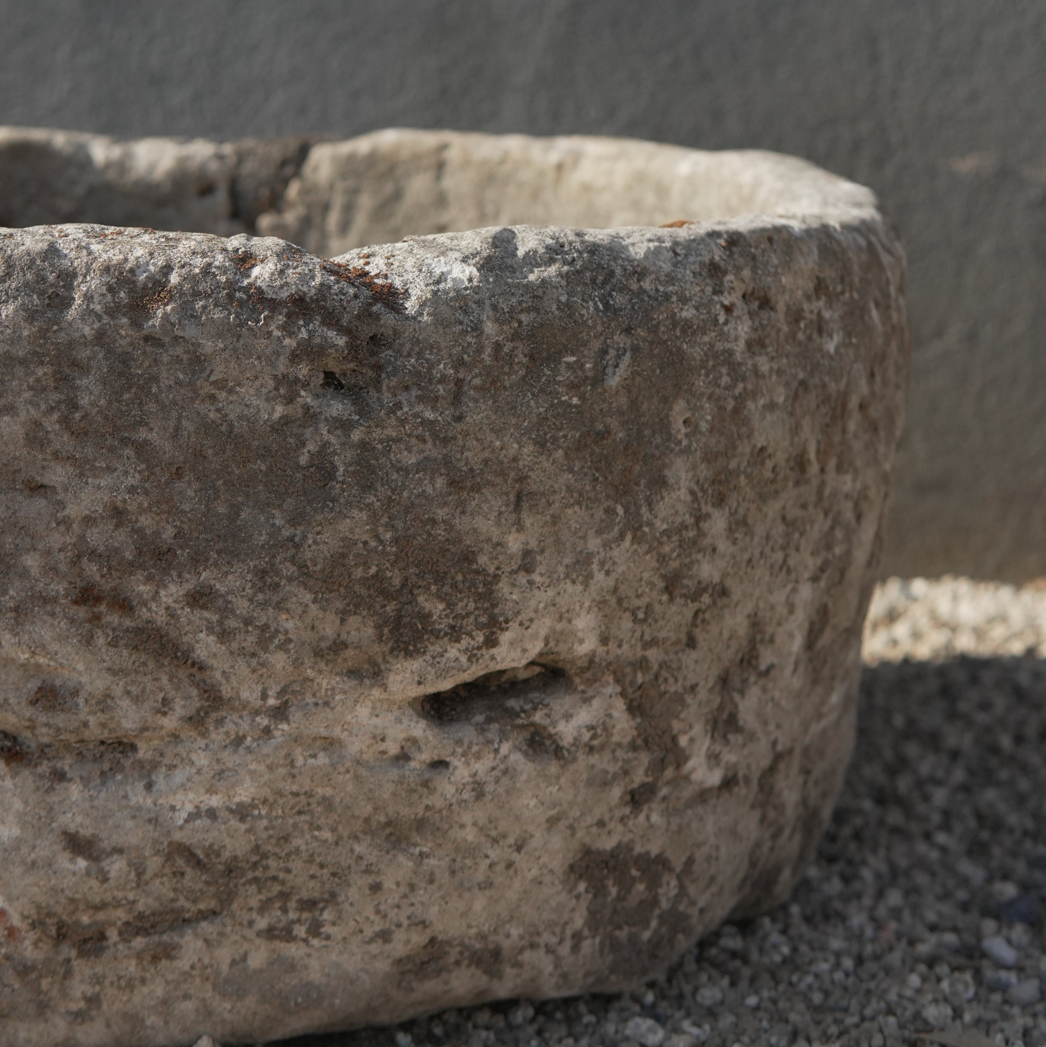 Vintage Limestone Round Trough (24 × 24 × 11 in)