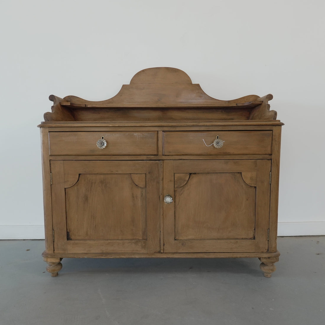 Circa 1820 Victorian English Side Pine Table