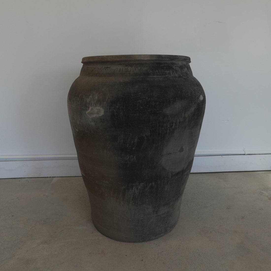 Vintage Asian Water Pot - Trouvaille Imports