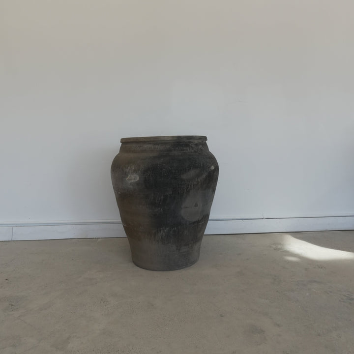 Vintage Asian Water Pot - Trouvaille Imports