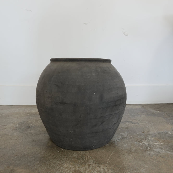 Chinese Water Pot - Trouvaille Imports