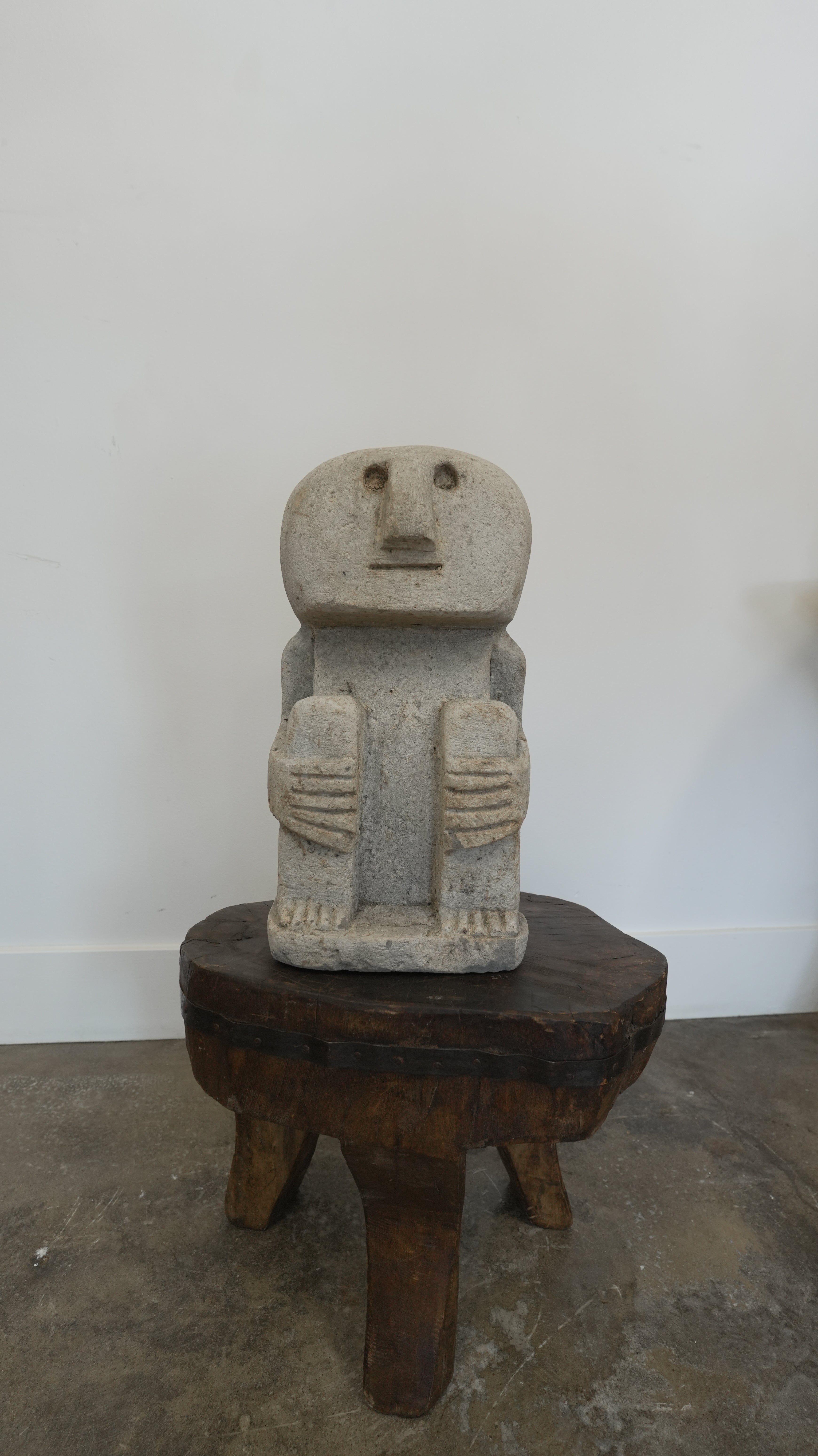 Vintage Statue (Medium) - Trouvaille Imports