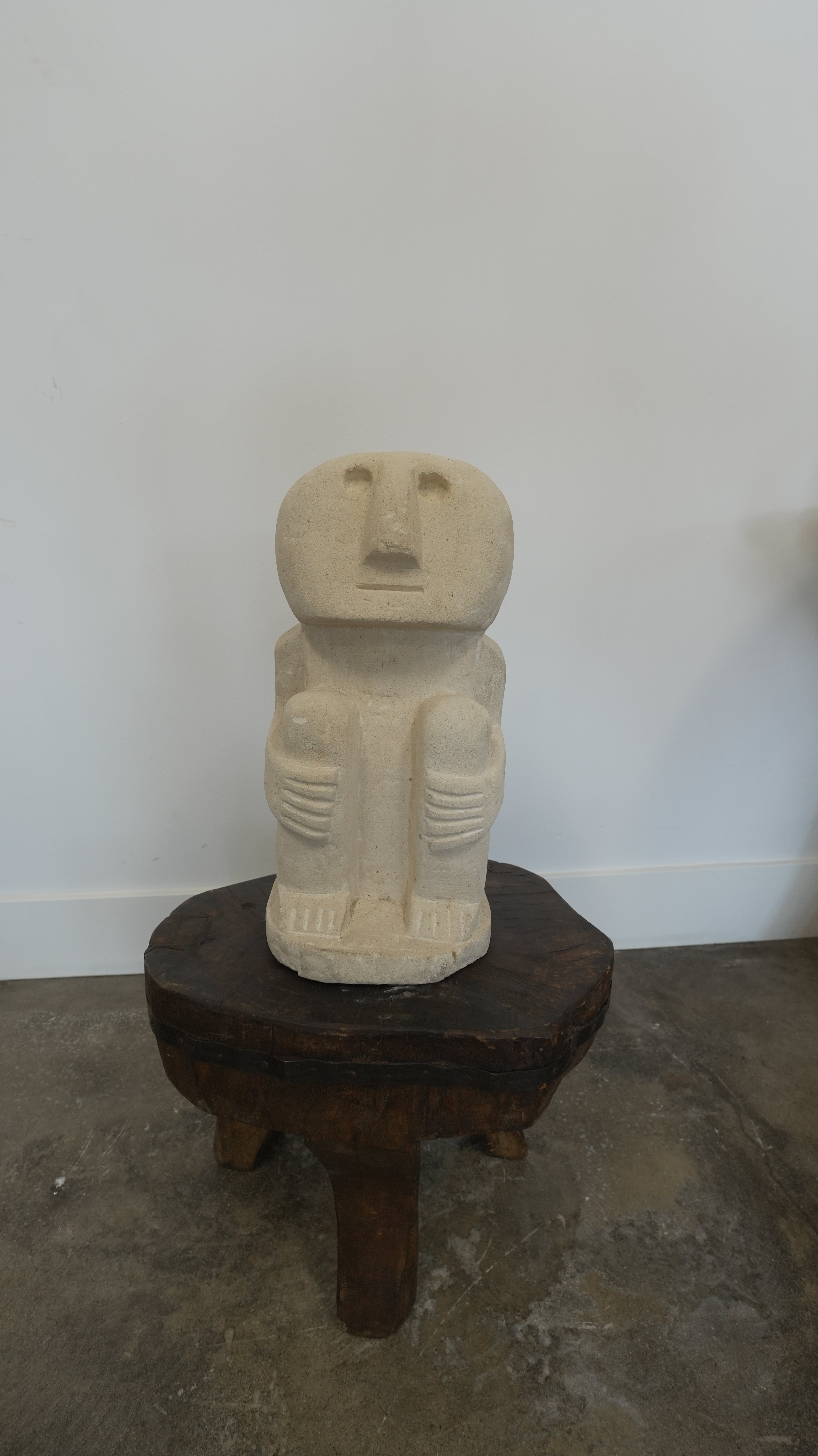 Vintage Statue (medium) - Trouvaille Imports