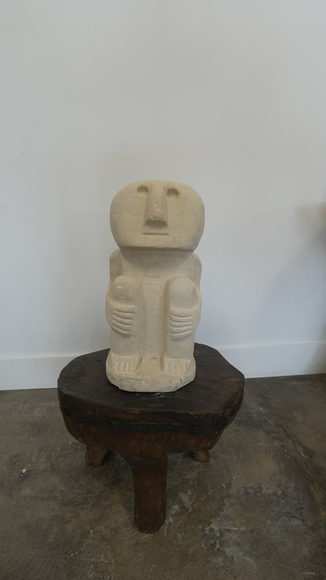 Vintage Statue (medium) - Trouvaille Imports