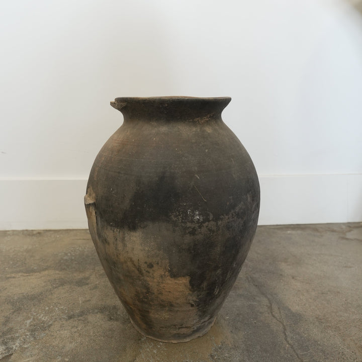 Antique Romanian Pot - Trouvaille Imports