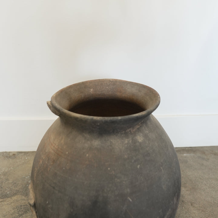 Antique Romanian Pot - Trouvaille Imports