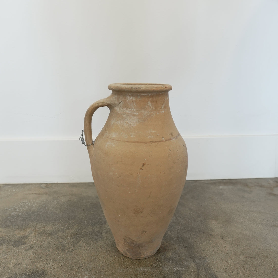 Vintage Vase (medium) - Trouvaille Imports