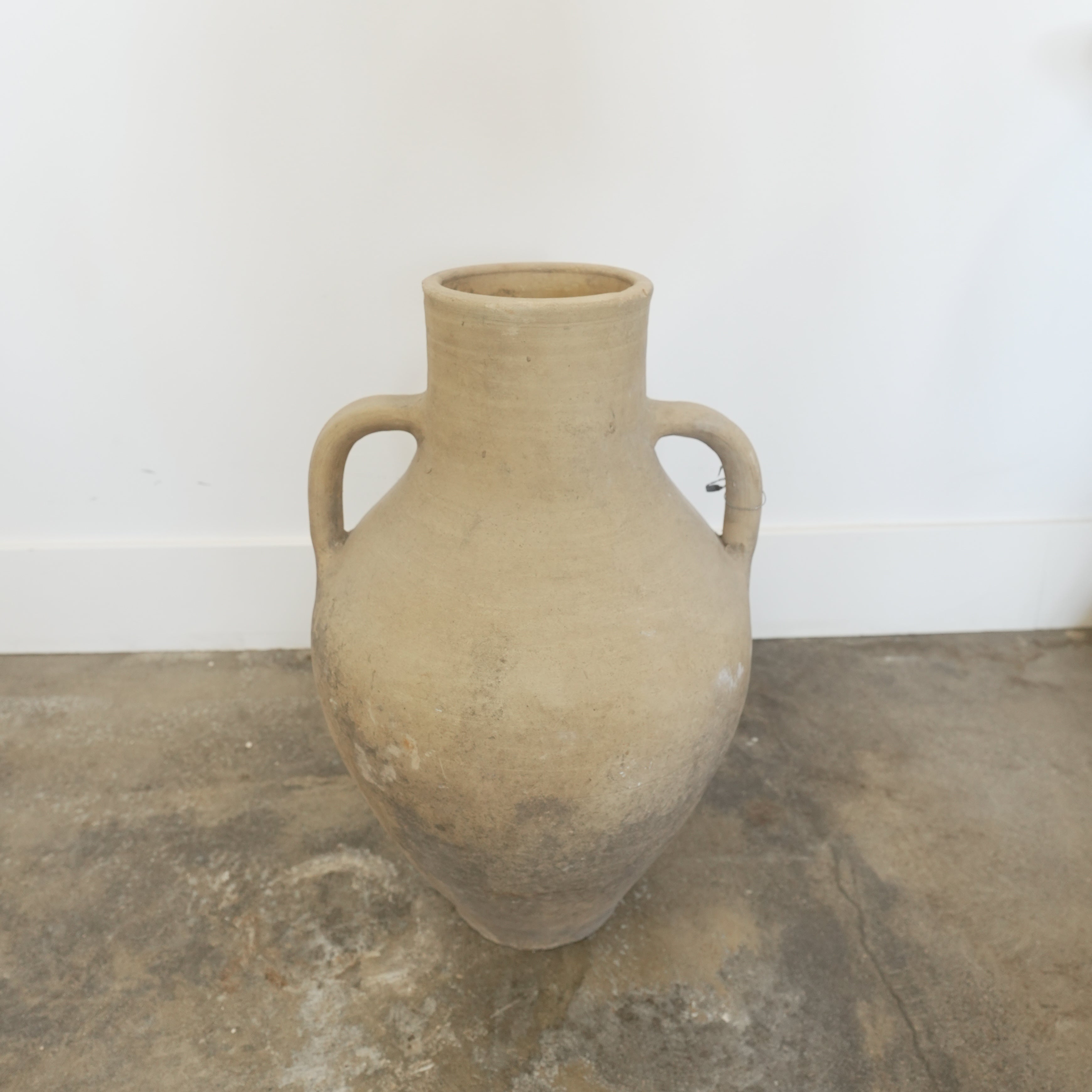 Vintage Vase (Medium) - Trouvaille Imports