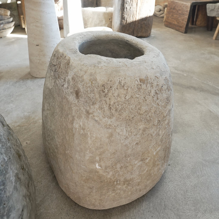 Vintage Limestone Planter - Trouvaille Imports