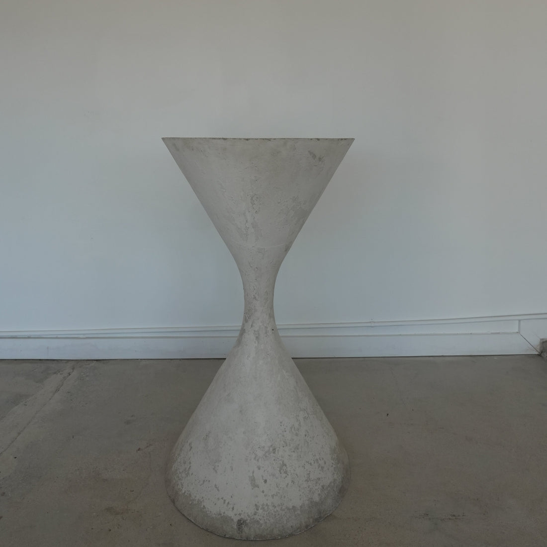 Willy Guhl Fountain - Trouvaille Imports