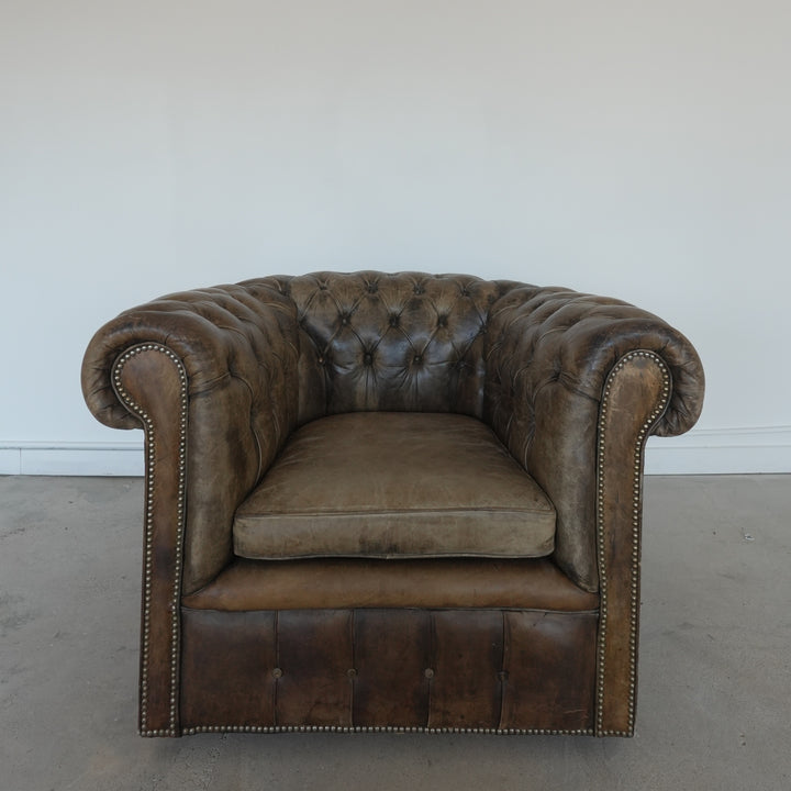 Vintage Chesterfield Leather Chair Set