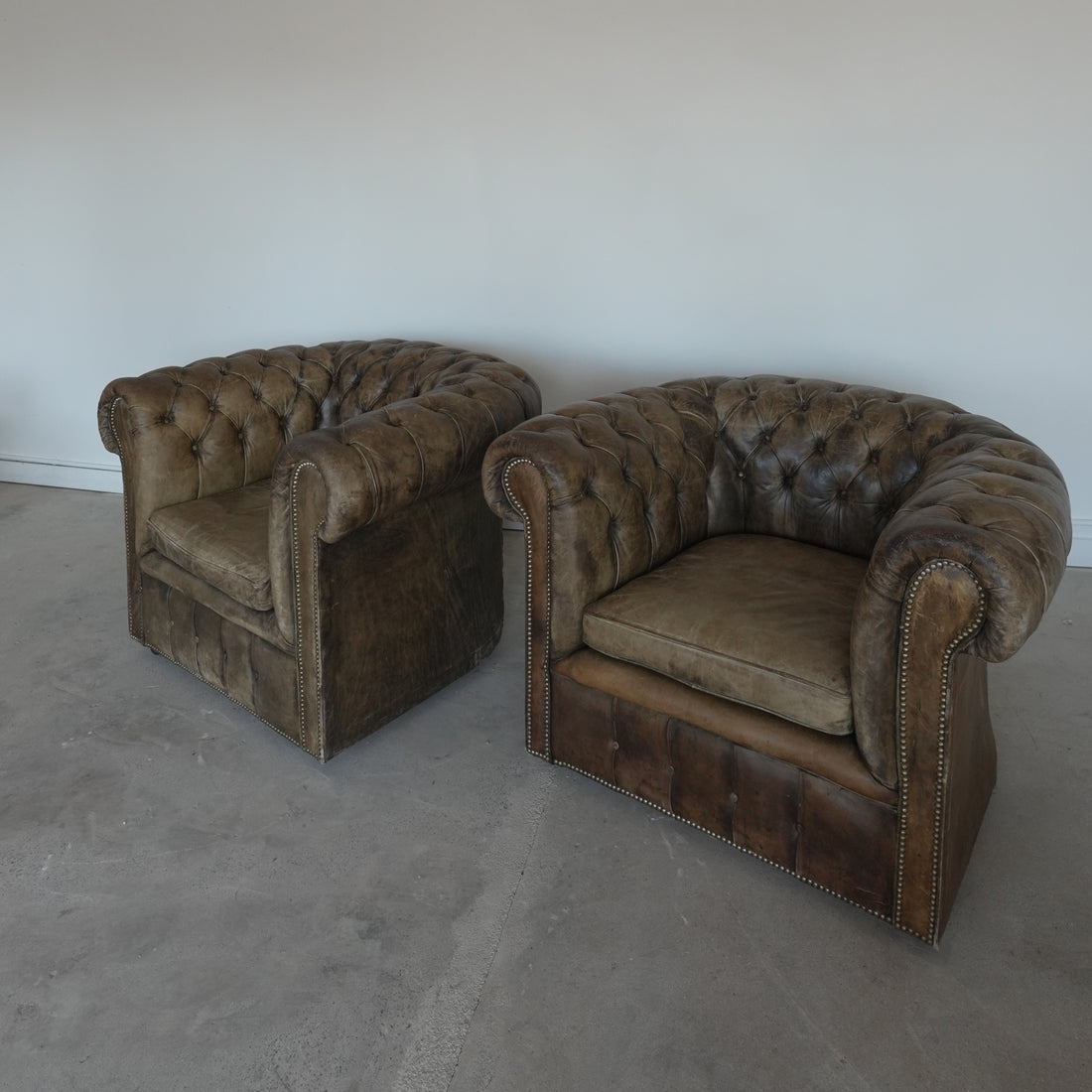 Vintage Chesterfield Leather Chair Set