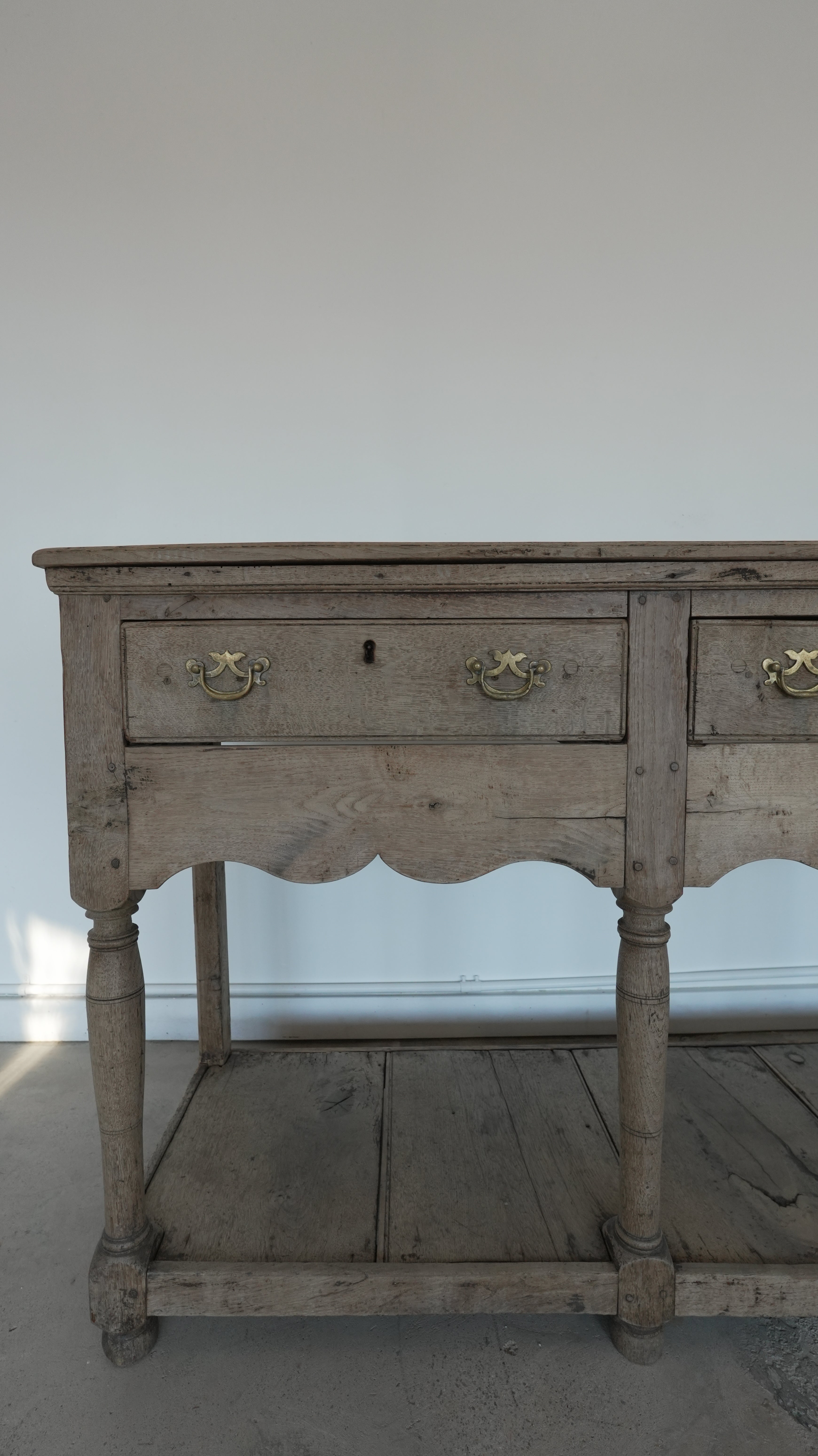 English 17th Century Antique Oak Serving Table - Trouvaille Imports
