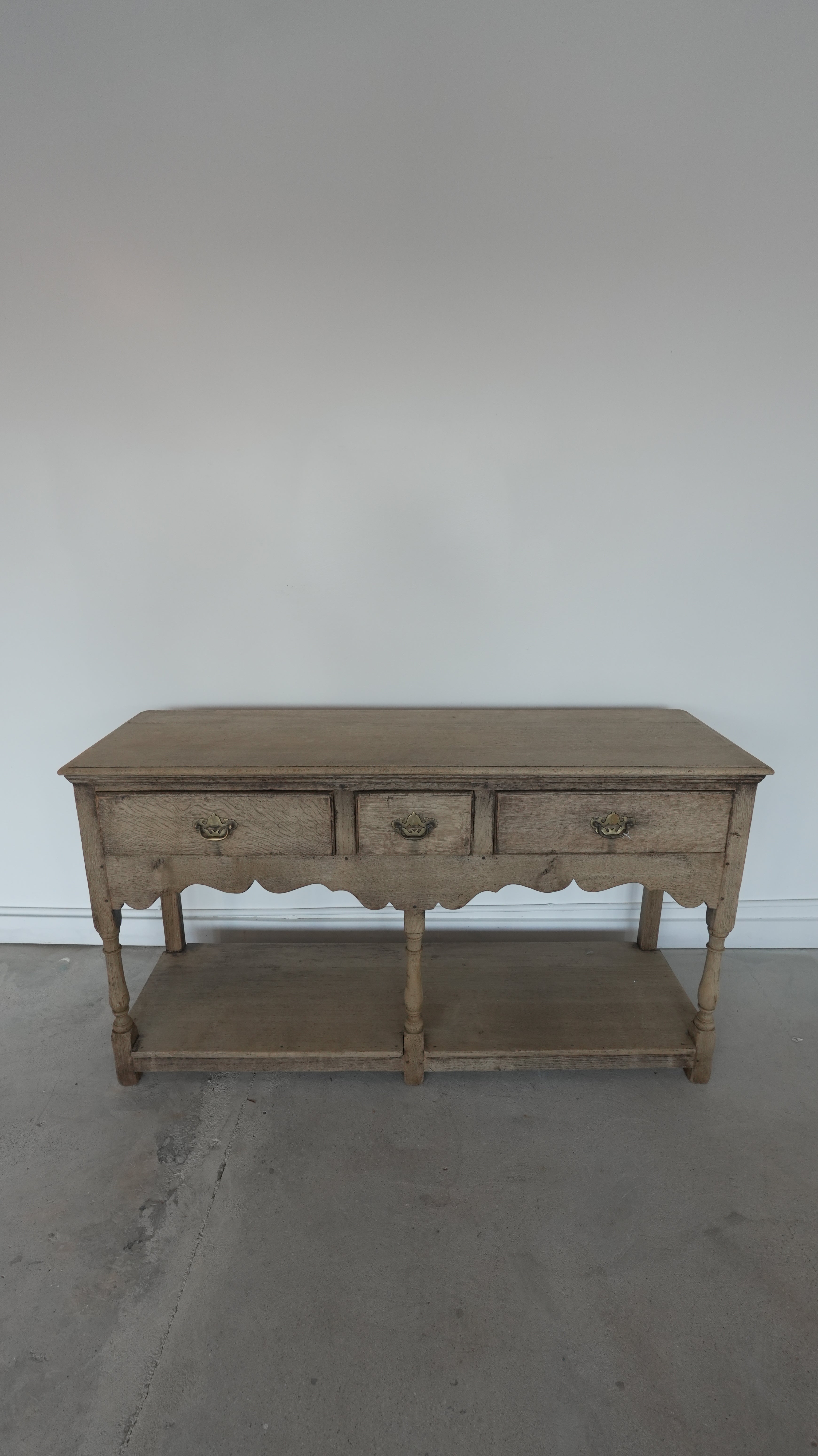 Antique - Trouvaille Imports