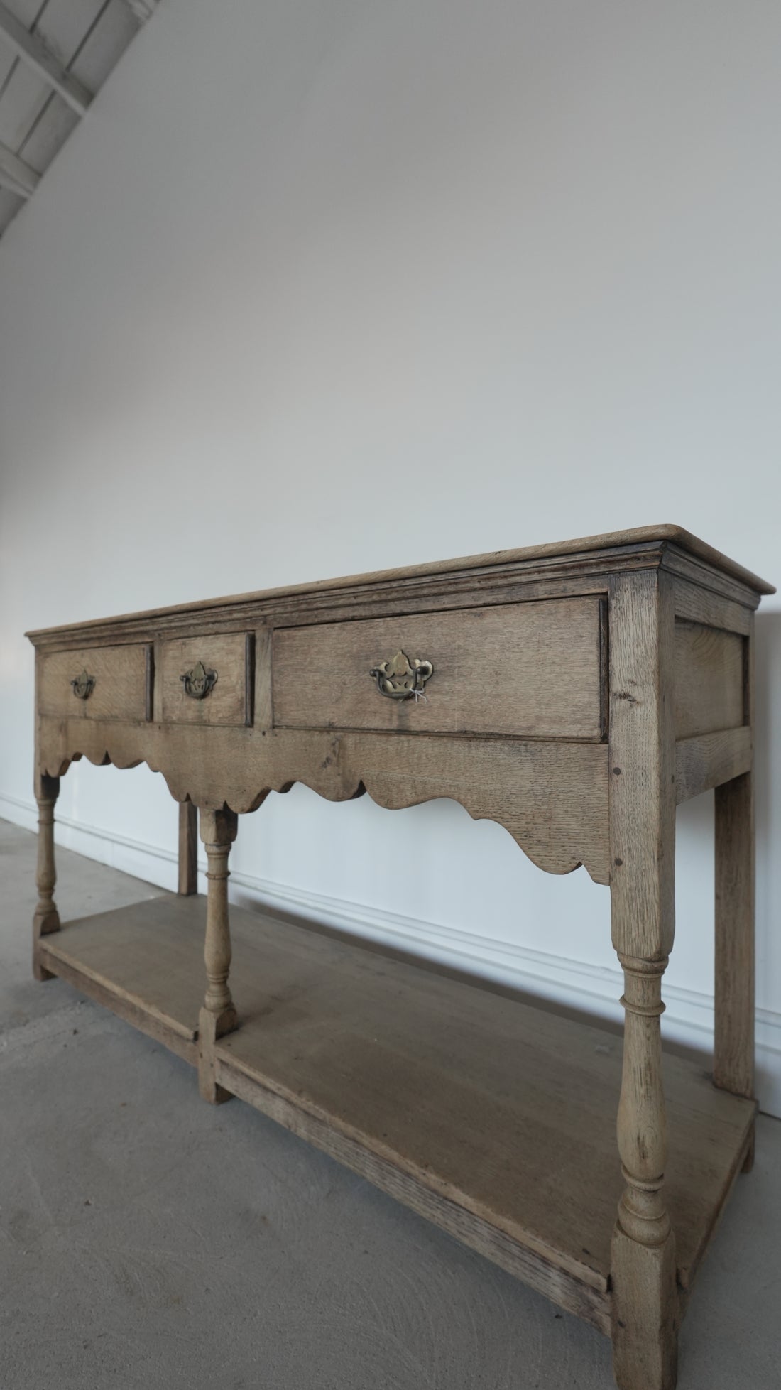 Antique - Trouvaille Imports