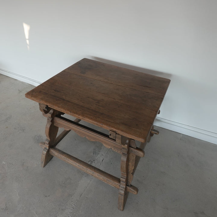 17th Century Antique Austrian Payers Table