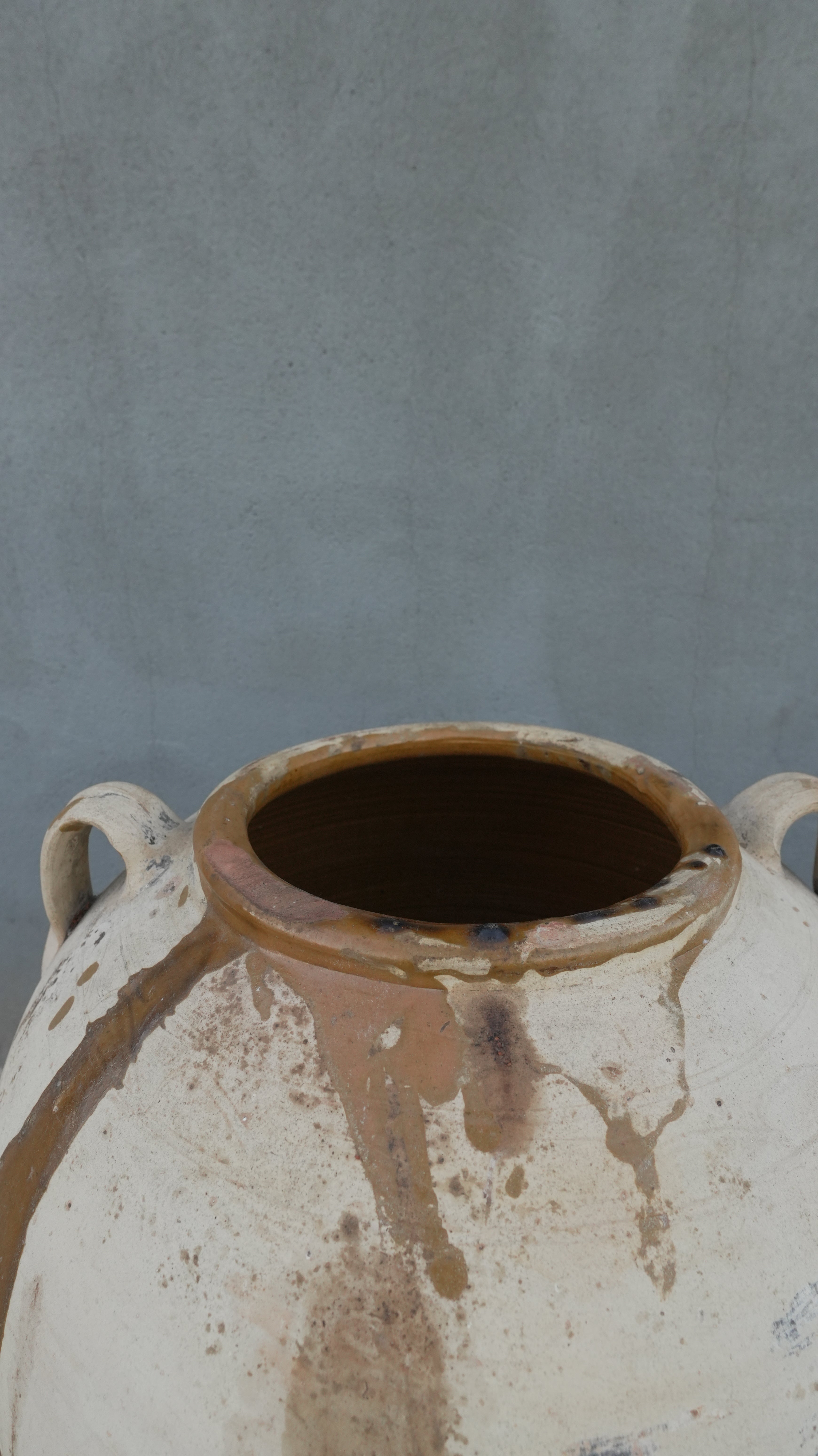 Pottery - Trouvaille Imports