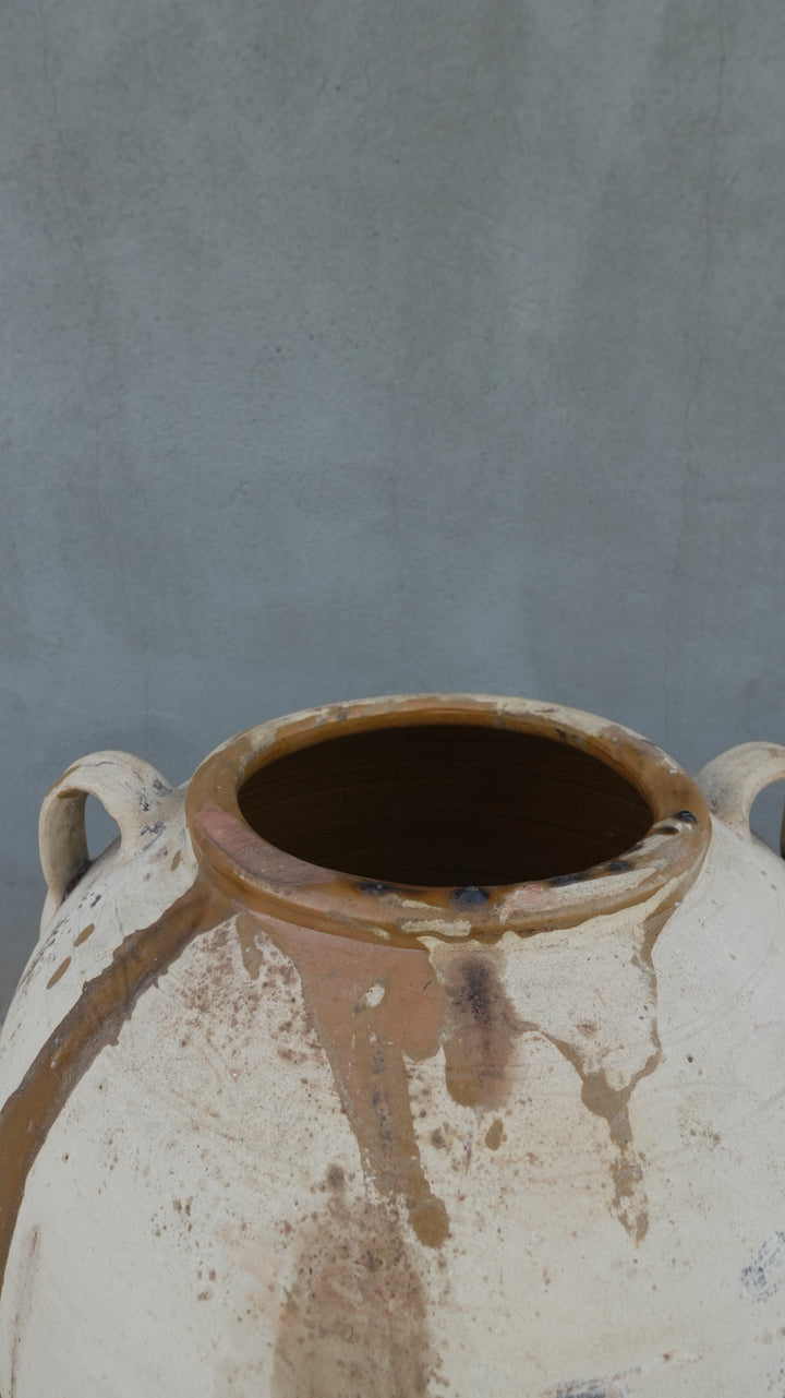 Pottery - Trouvaille Imports
