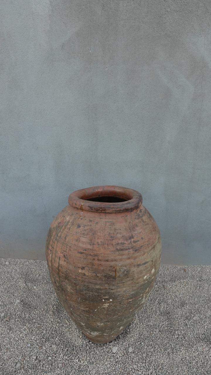 Vintage Pottery - Trouvaille Imports