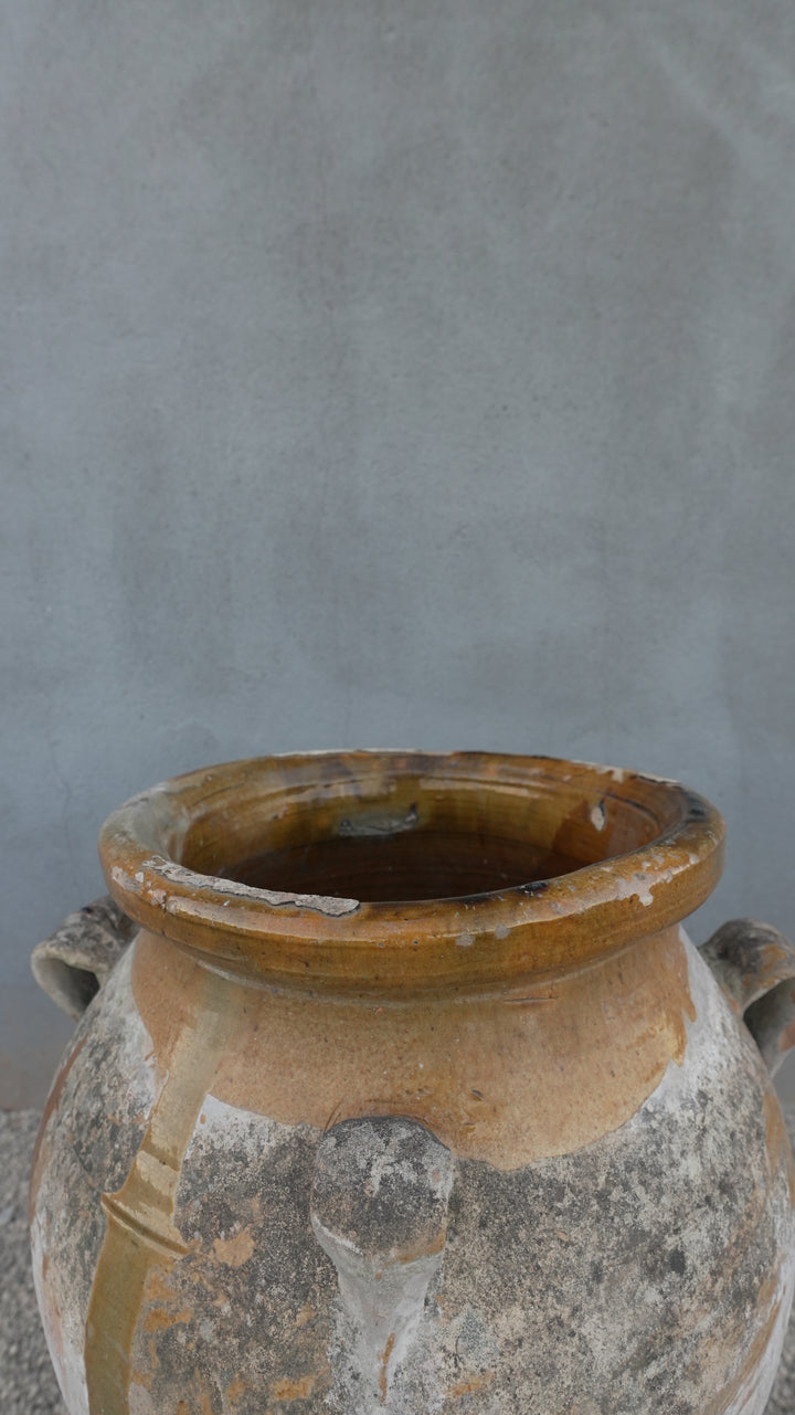 Vintage Pottery - Trouvaille Imports