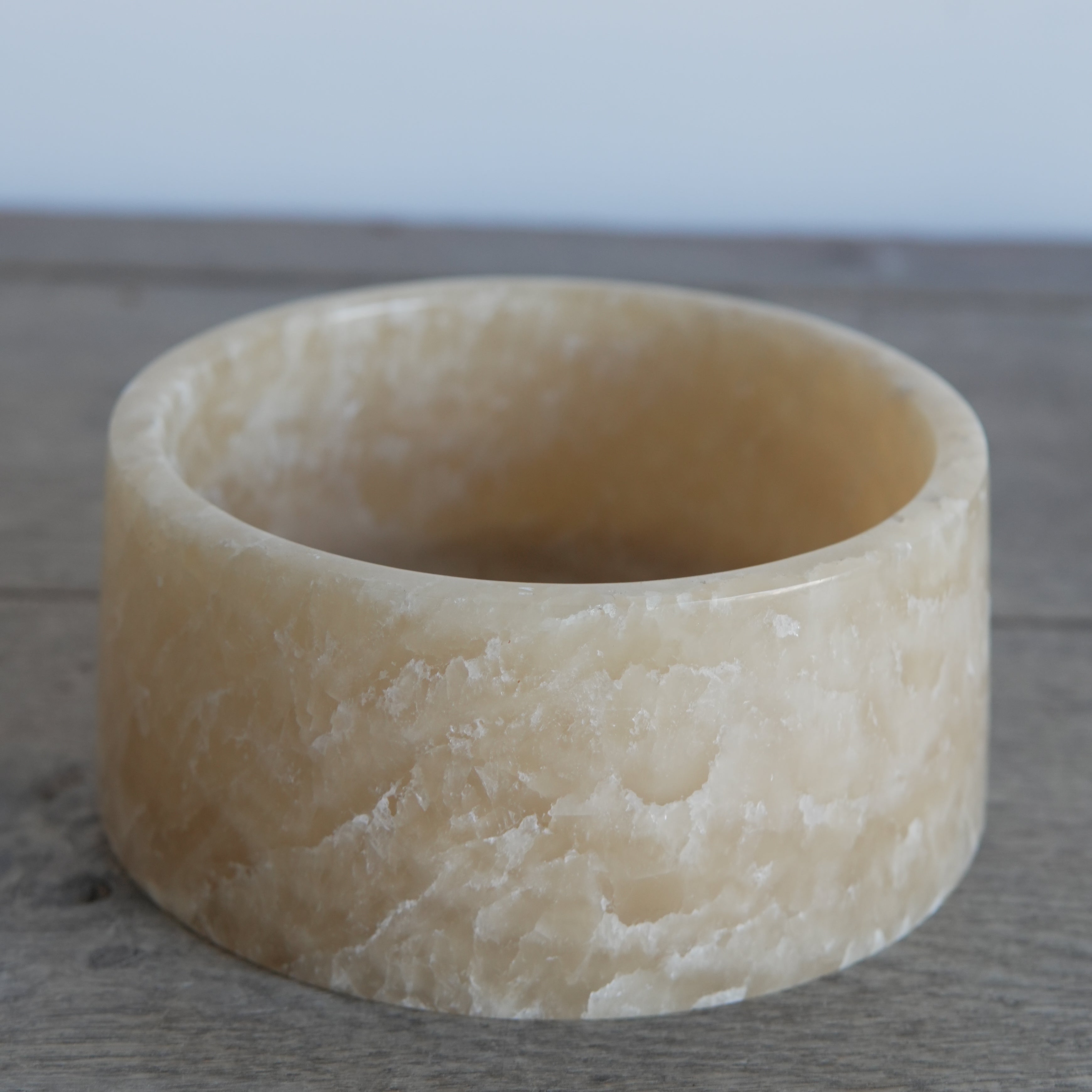 Onyx Dog Bowl - Trouvaille Imports