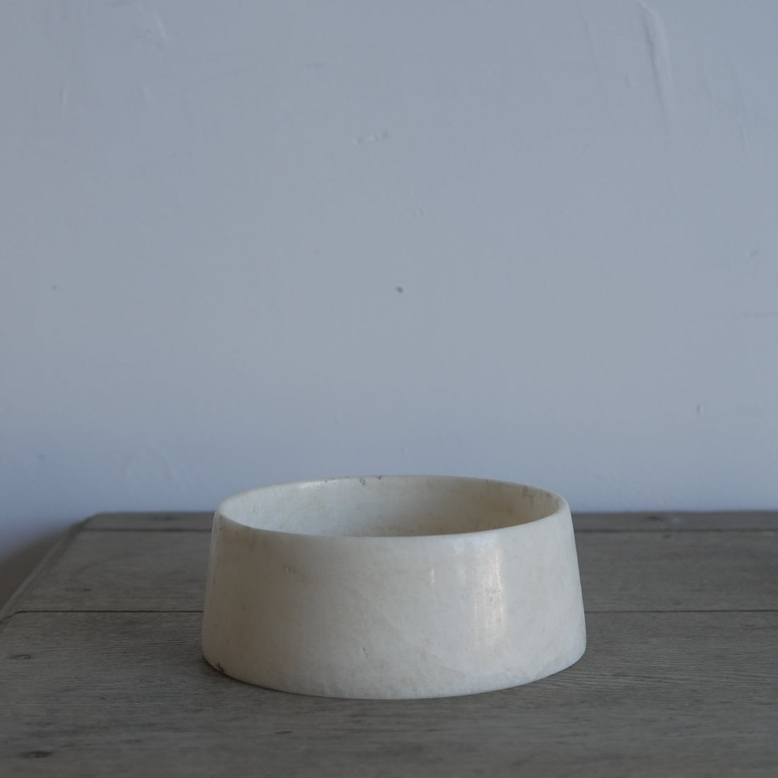 Onyx Dog Bowl - Trouvaille Imports