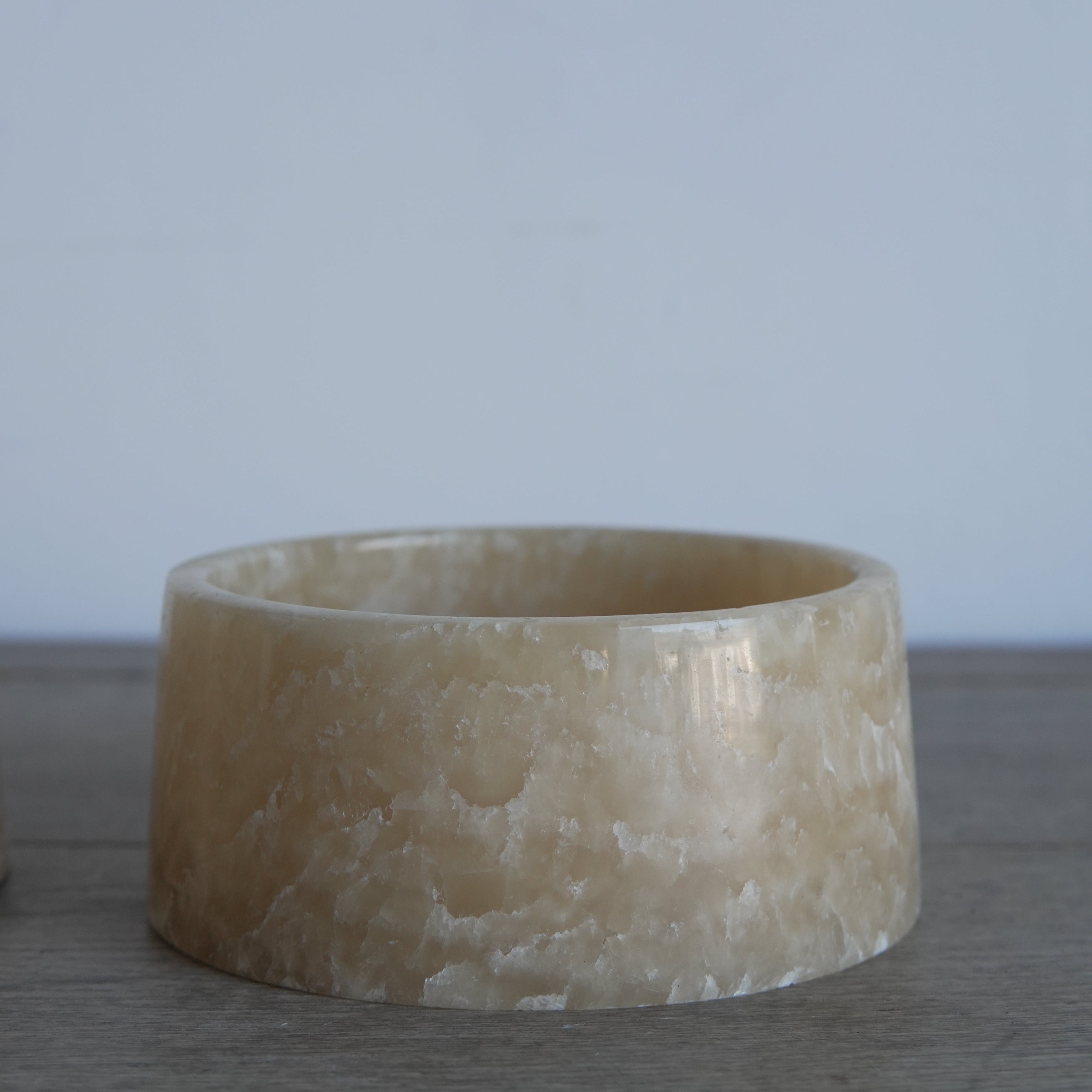 Onyx Dog Bowl - Trouvaille Imports