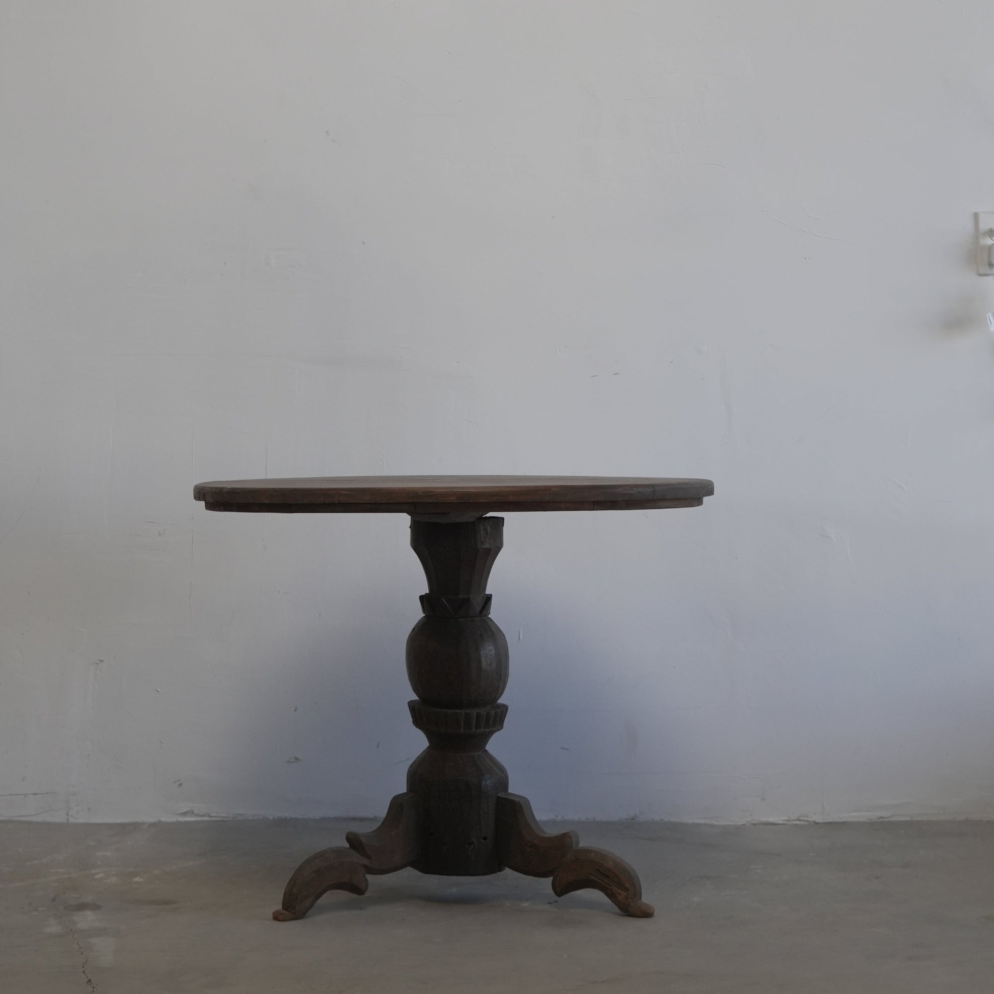 Vintage Indonesian Round Table - Trouvaille Imports