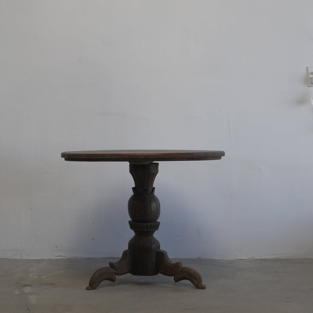 Vintage Indonesian Round Table - Trouvaille Imports