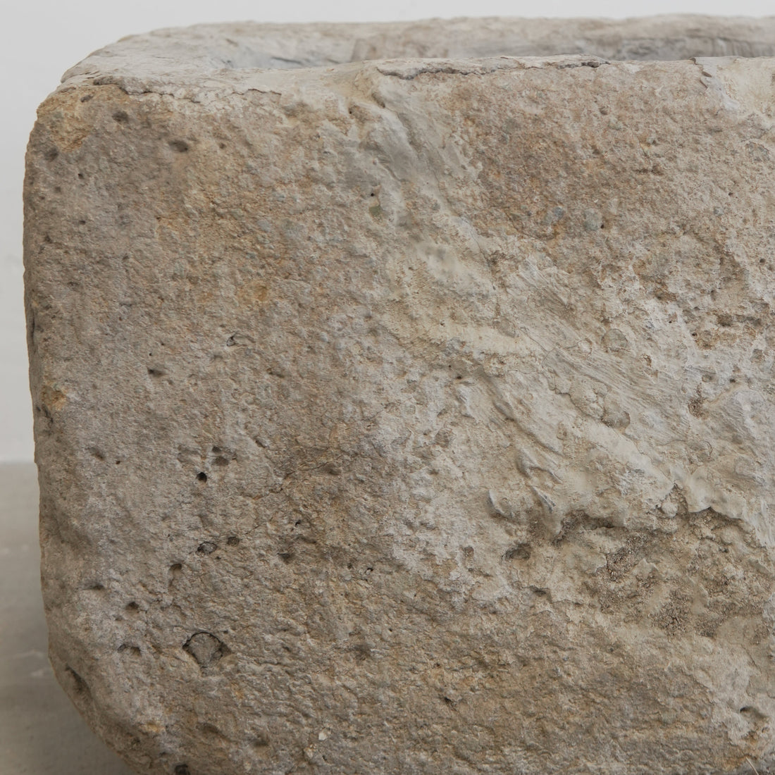 Vintage Limestone Planter (24 × 17 × 15 in)