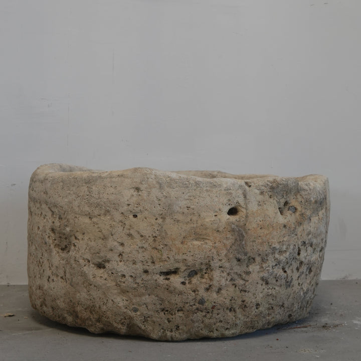 Vintage Limestone Round Trough (30 × 30 × 17 in)