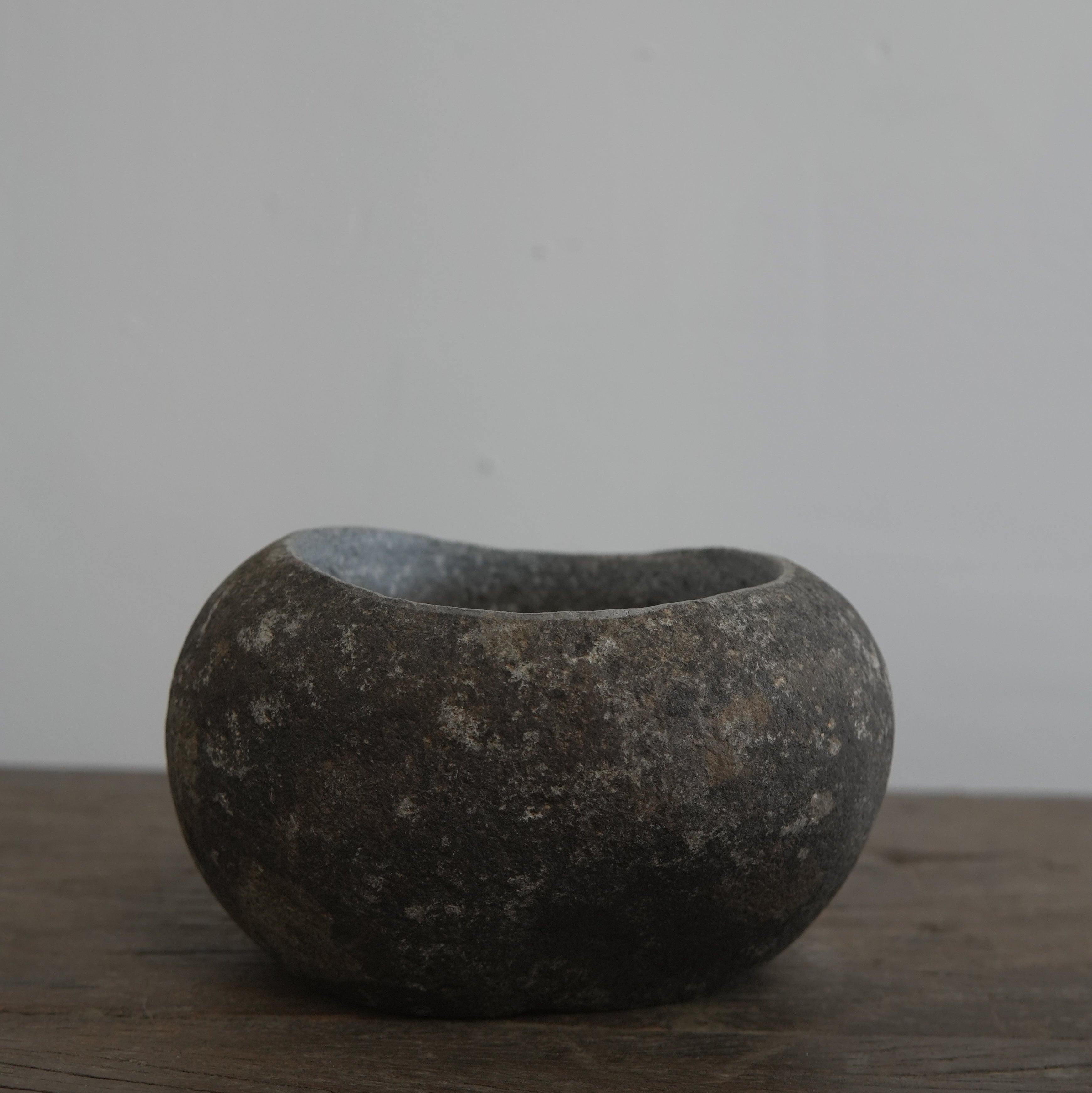 Riverstone Bowl Small - Trouvaille Imports