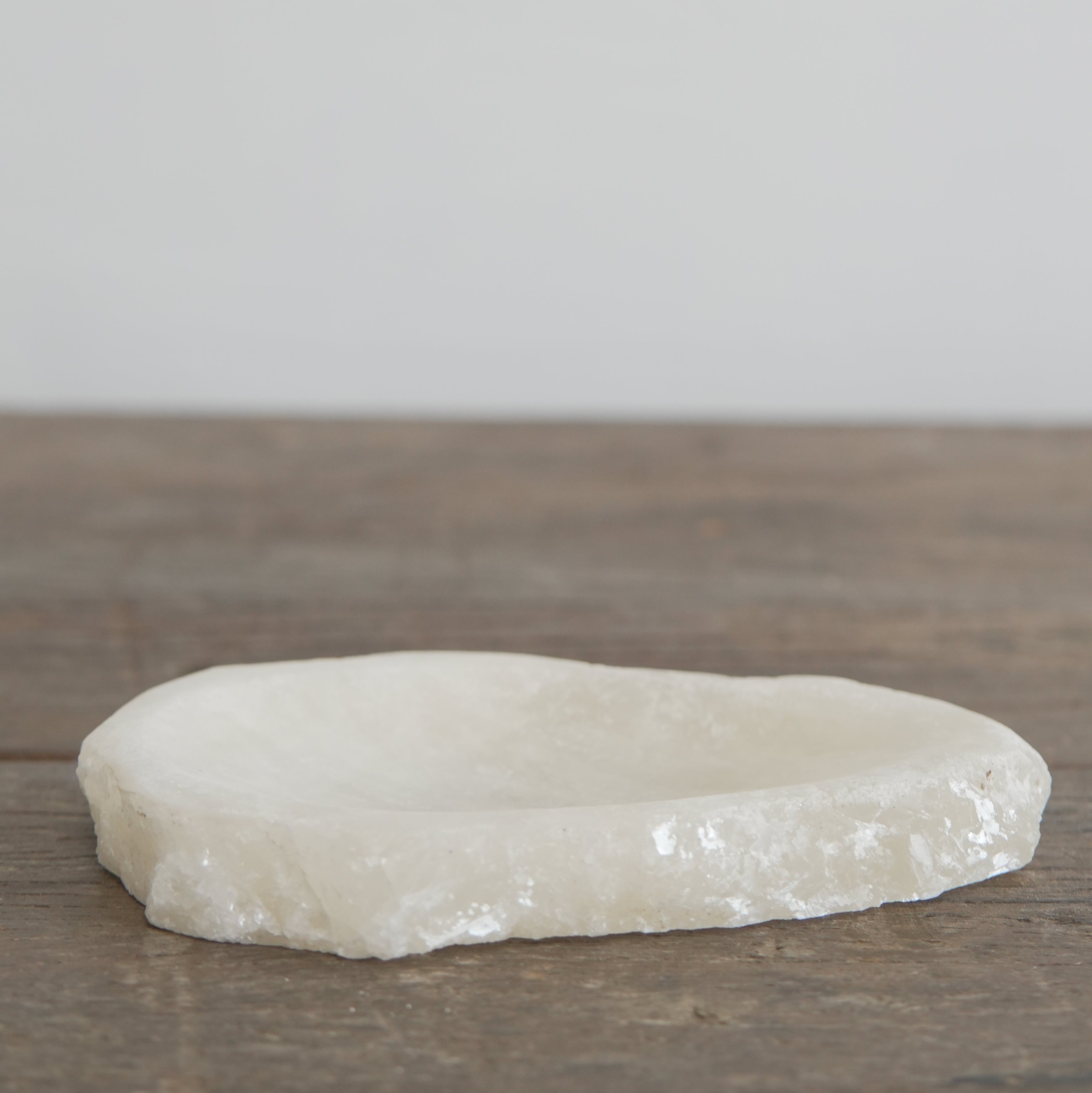 Small Onyx Jewelry Dish - Trouvaille Imports