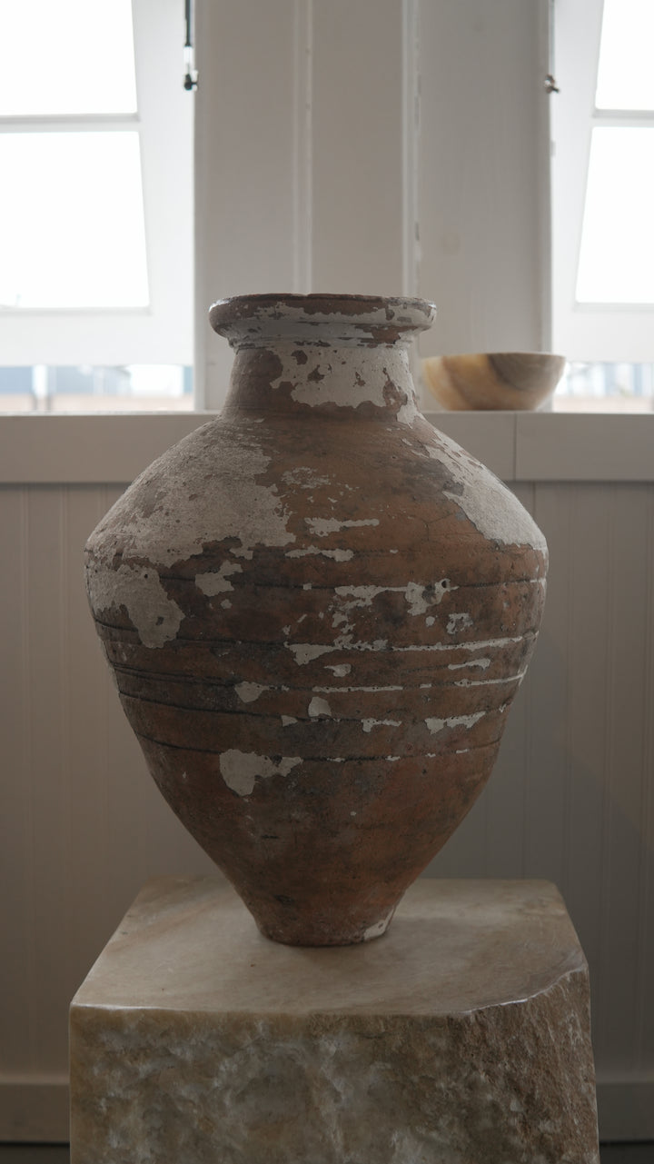 Vintage Pot - Trouvaille Imports