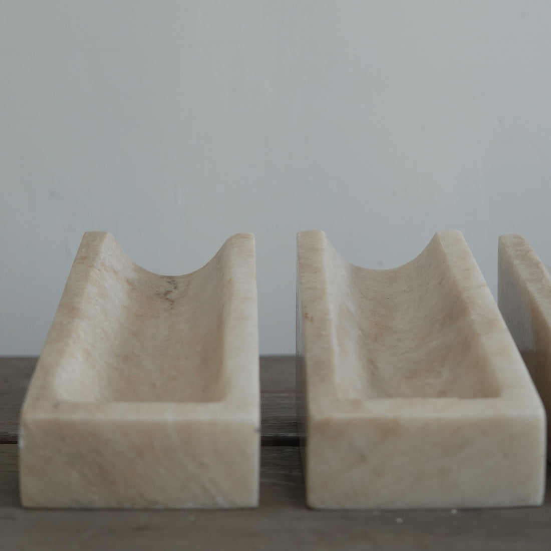 Onyx Wine Bottle Holder